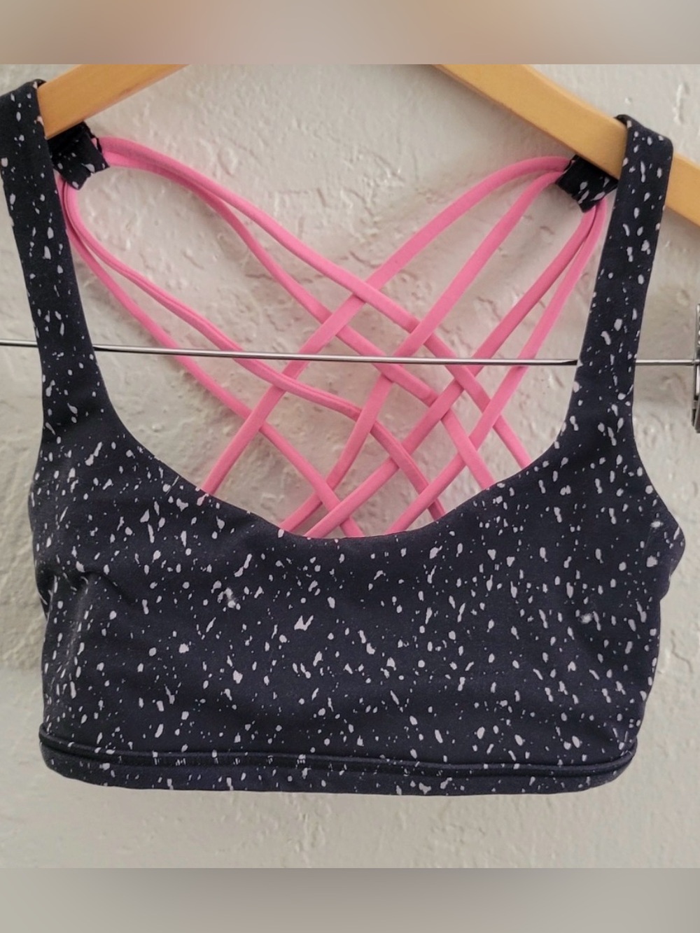 Lululemon Free To Be Bra Size 2